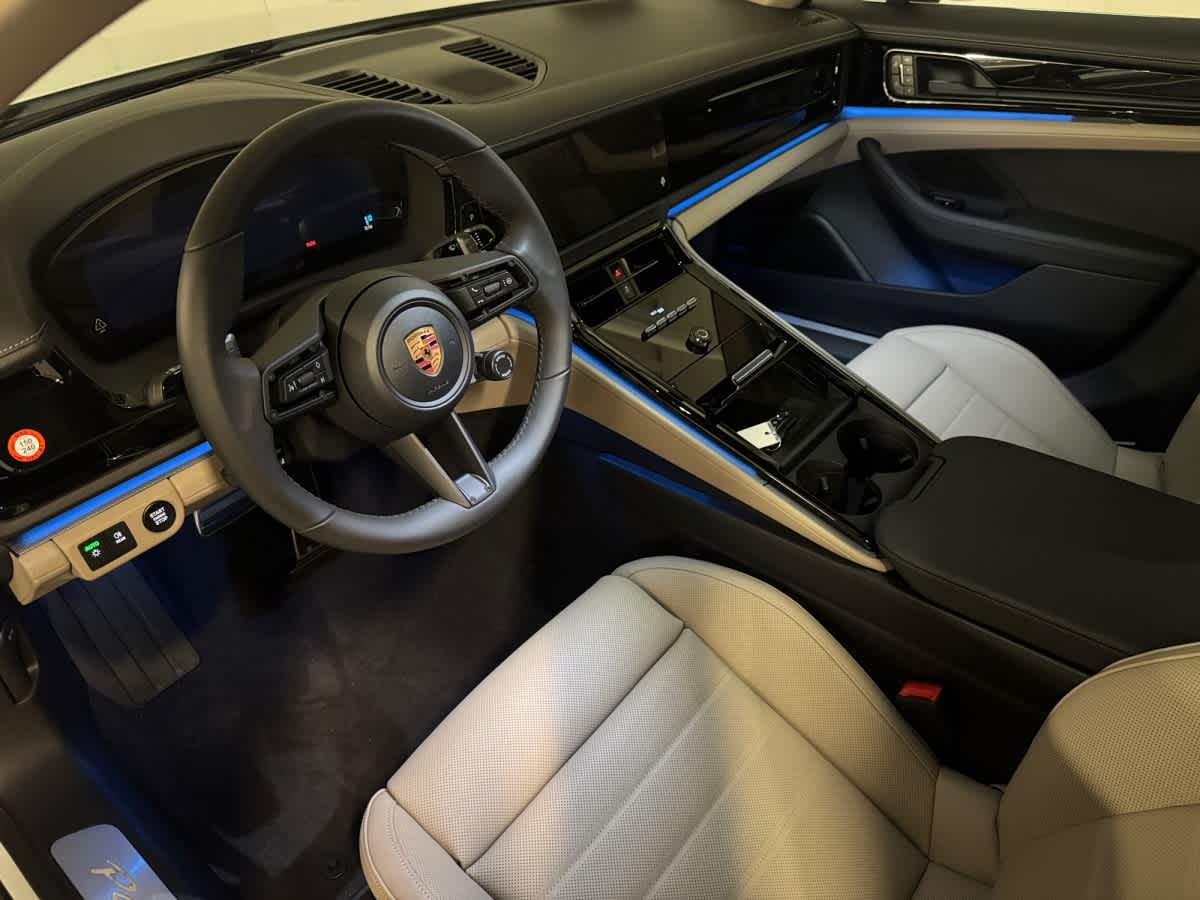 new 2026 Porsche Panamera car