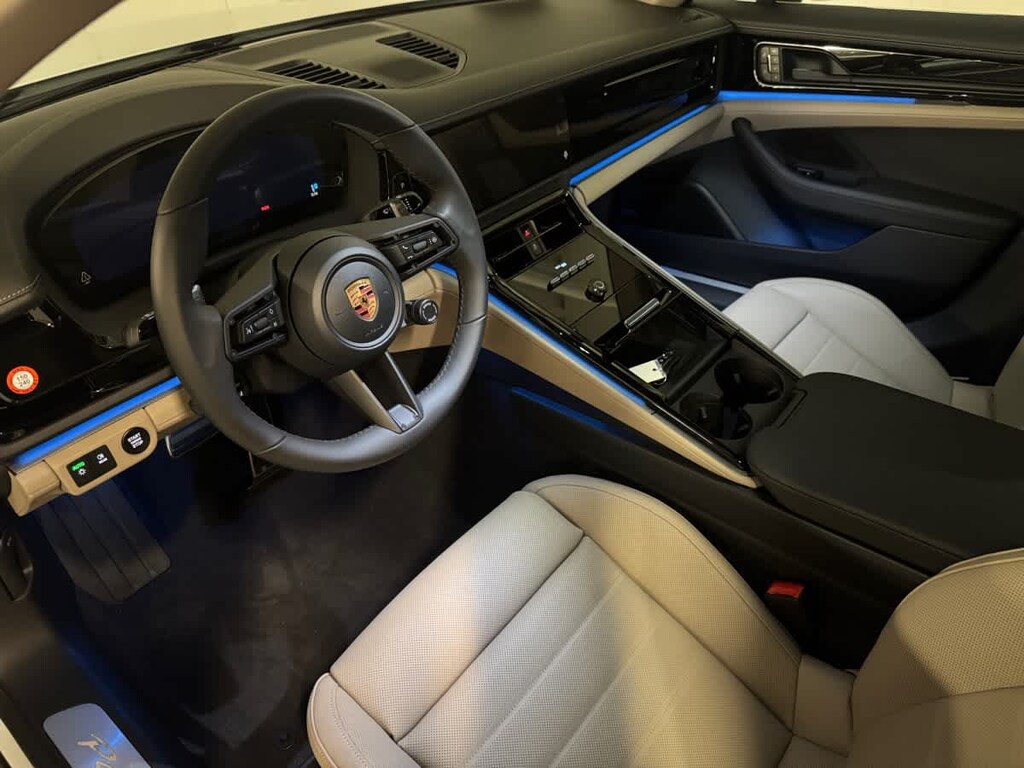 New 2026 Porsche Panamera 4 Sedan