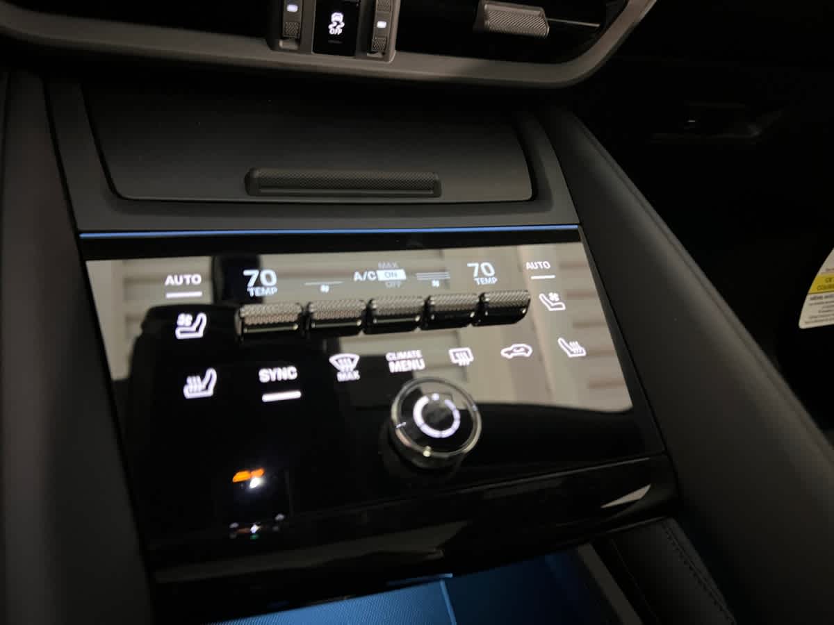 new 2026 Porsche Macan car