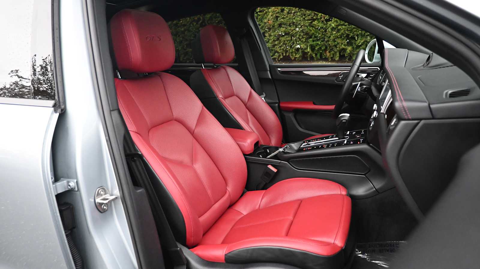 used 2023 Porsche Macan car, priced at $77,998