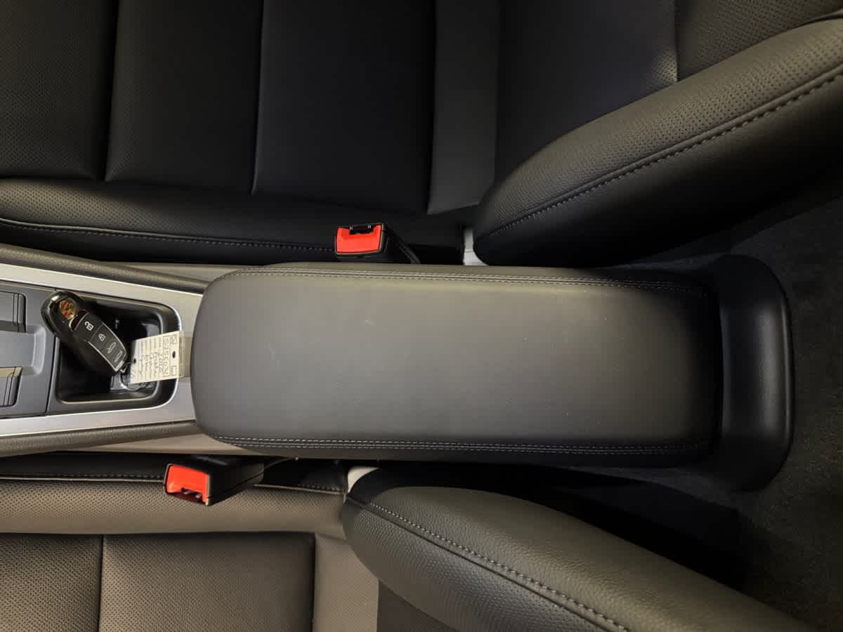 new 2025 Porsche 718 Cayman car