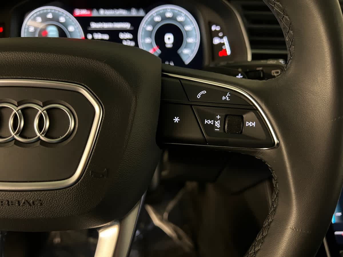 used 2022 Audi Q7 car, priced at $33,797