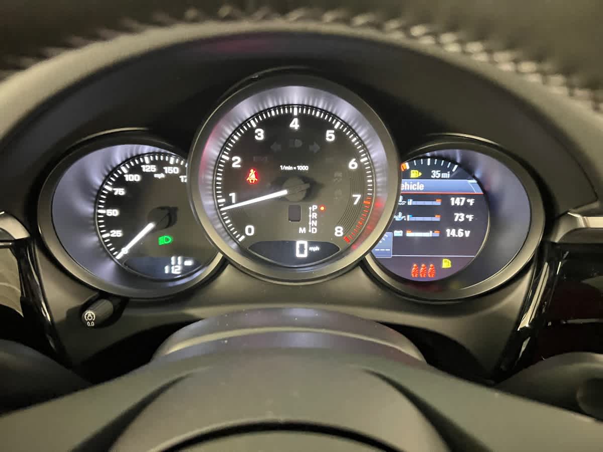 new 2026 Porsche Macan car