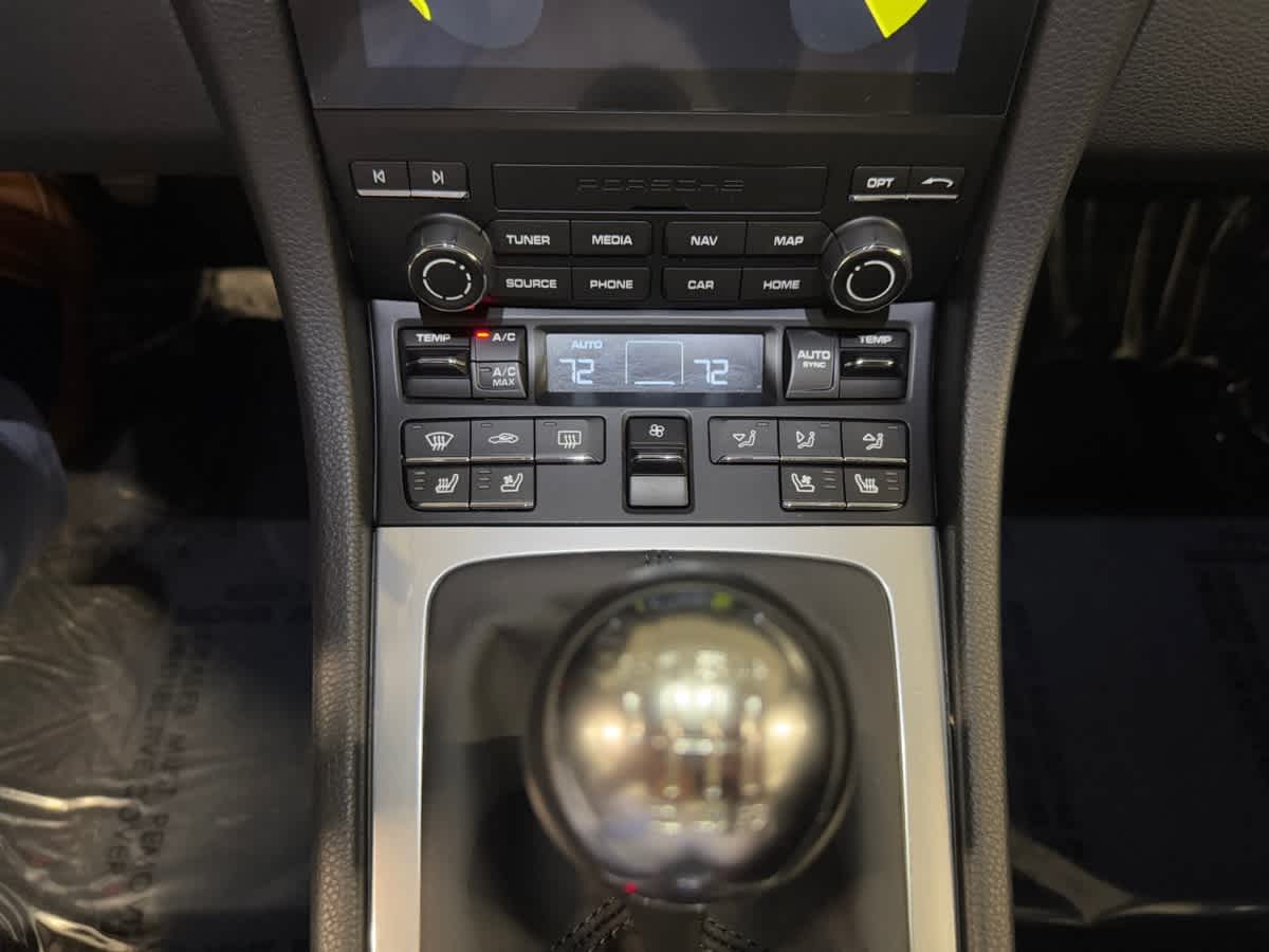 new 2025 Porsche 718 Cayman car