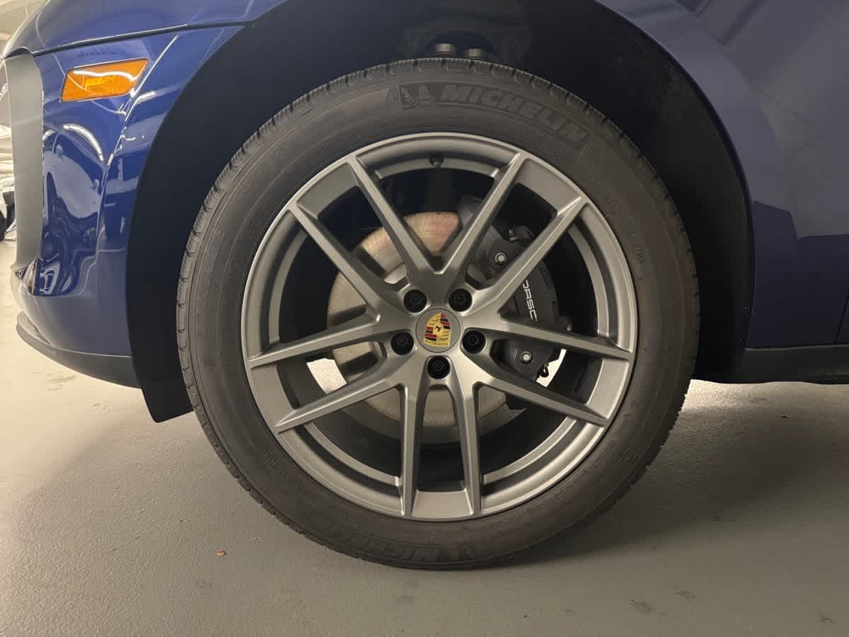 new 2026 Porsche Macan car