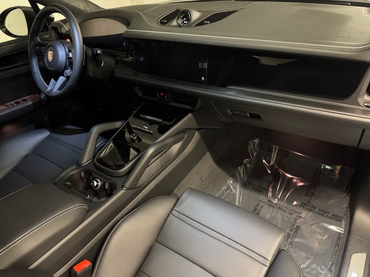 new 2026 Porsche Cayenne car