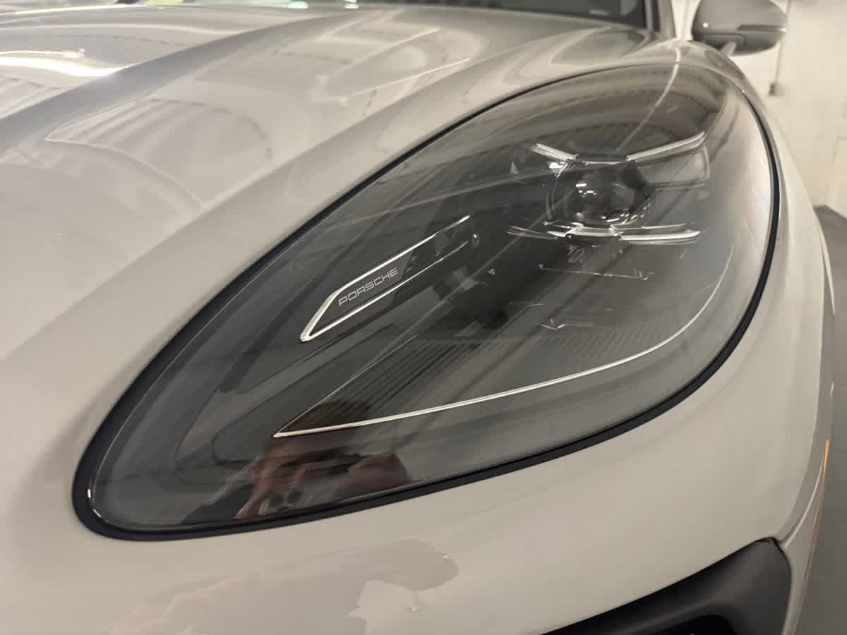 new 2026 Porsche Macan car
