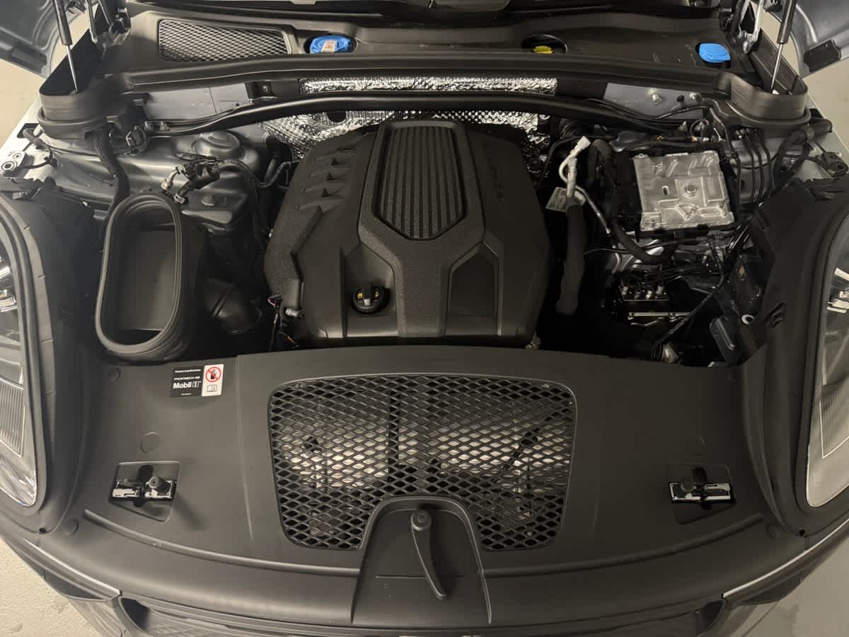 new 2026 Porsche Macan car