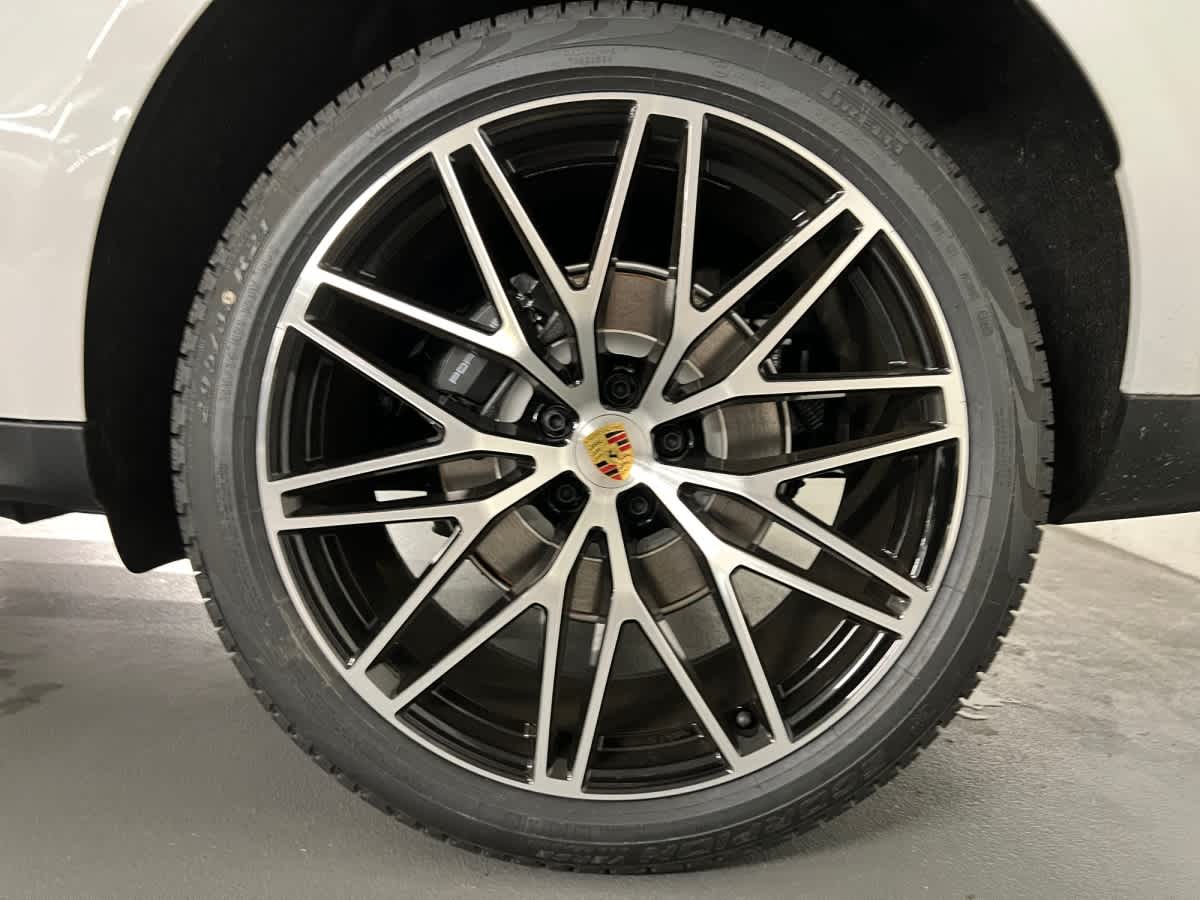 new 2026 Porsche Macan car