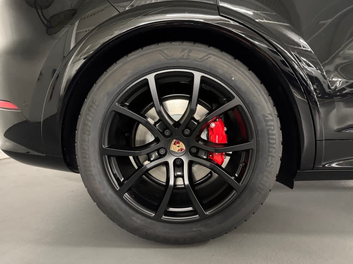 new 2026 Porsche Cayenne car