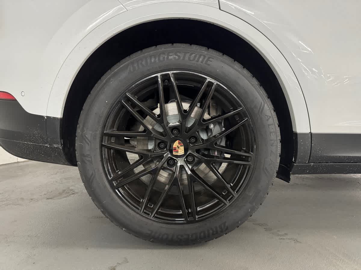 new 2026 Porsche Cayenne car