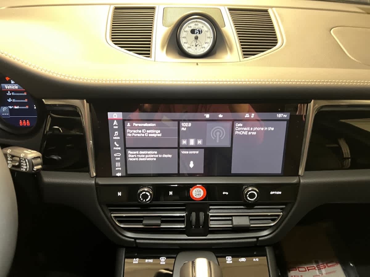 new 2026 Porsche Macan car
