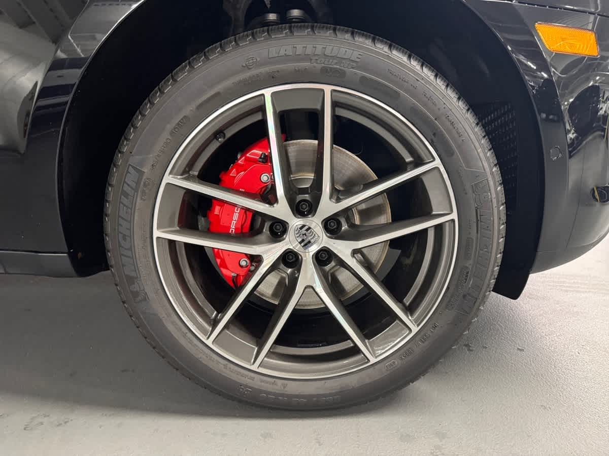 new 2026 Porsche Macan car