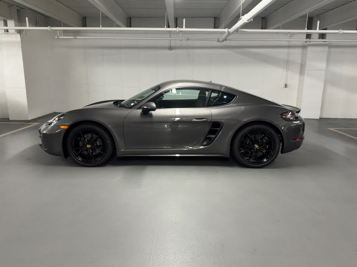 new 2025 Porsche 718 Cayman car