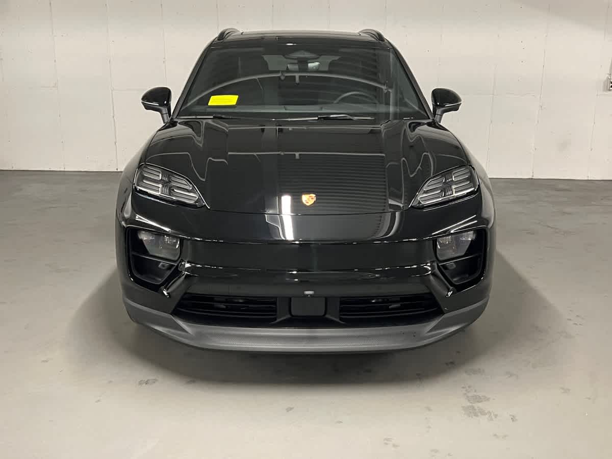 new 2026 Porsche Macan car