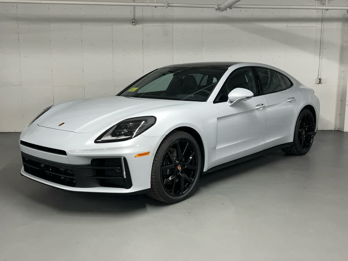new 2026 Porsche Panamera car