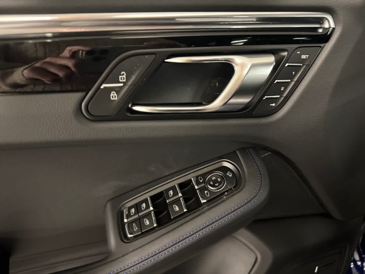 new 2026 Porsche Macan car