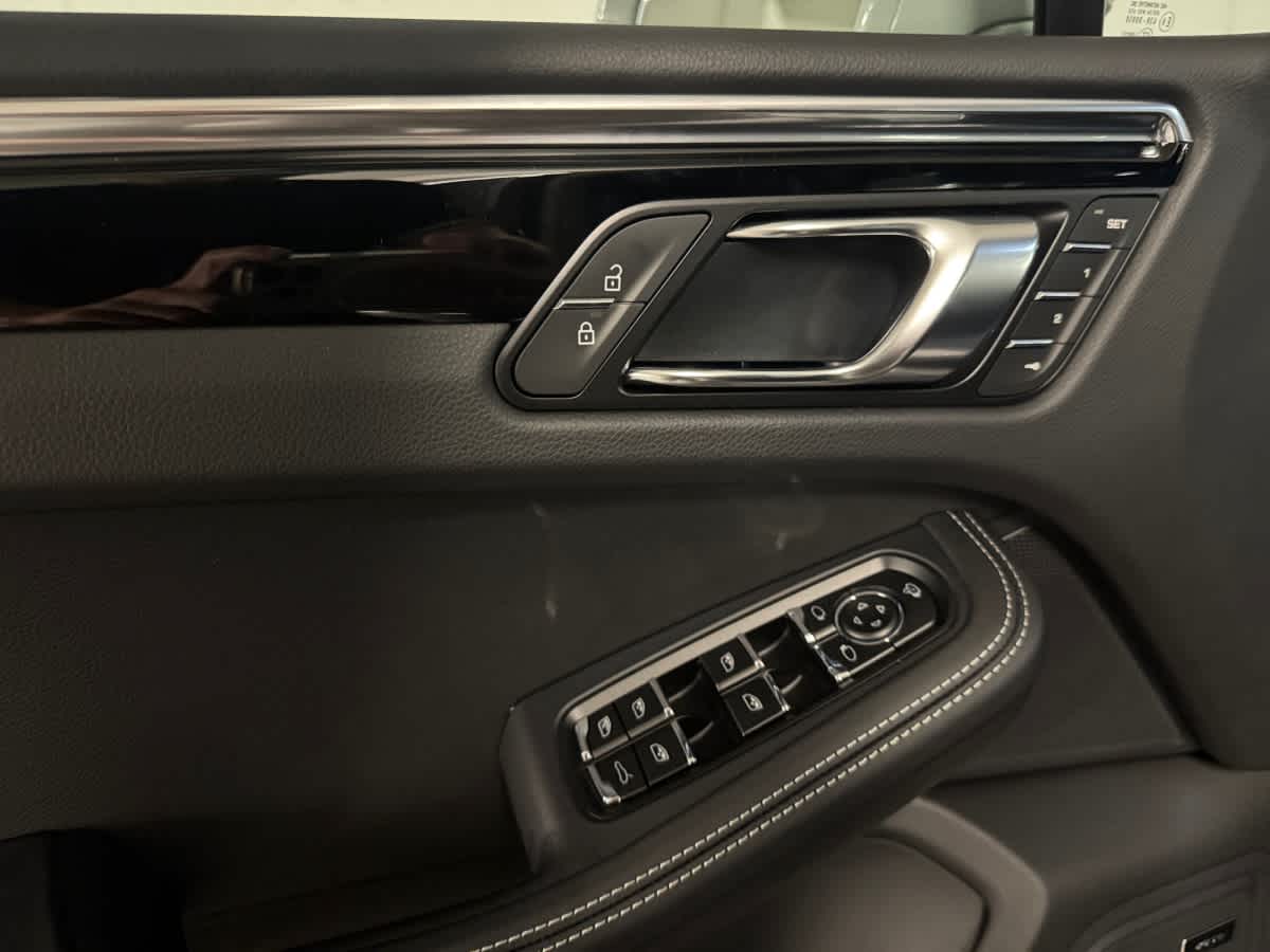 new 2026 Porsche Macan car