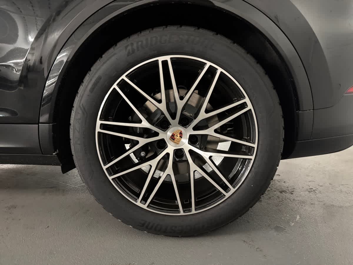 new 2026 Porsche Cayenne car