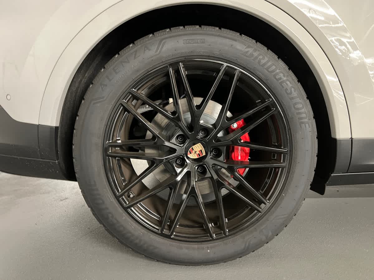 new 2026 Porsche Cayenne car