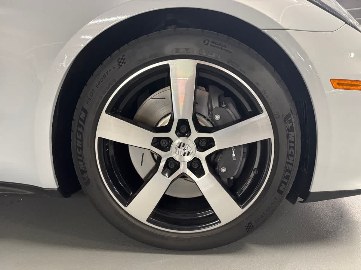 new 2025 Porsche Panamera car