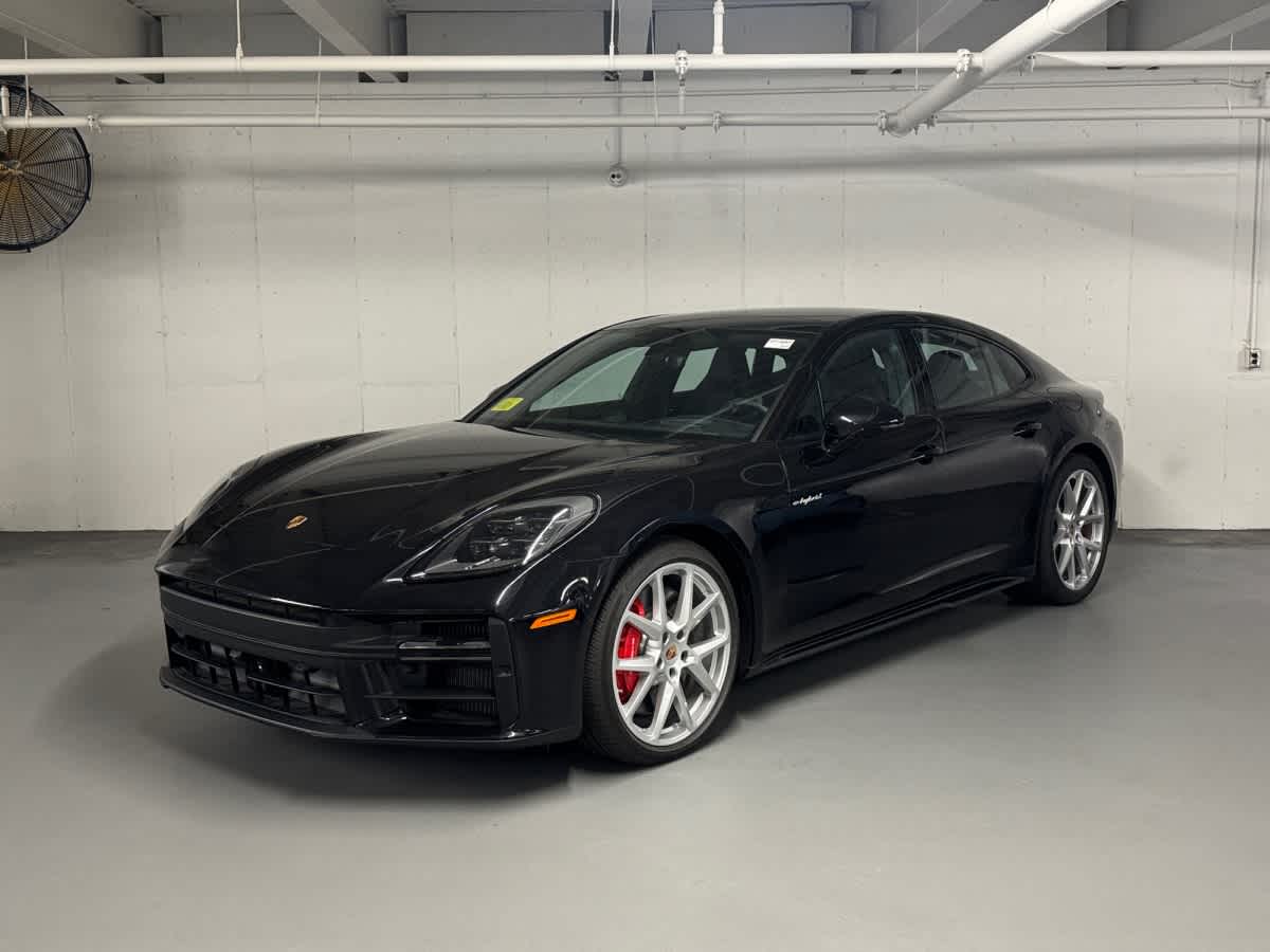  Porsche Panamera