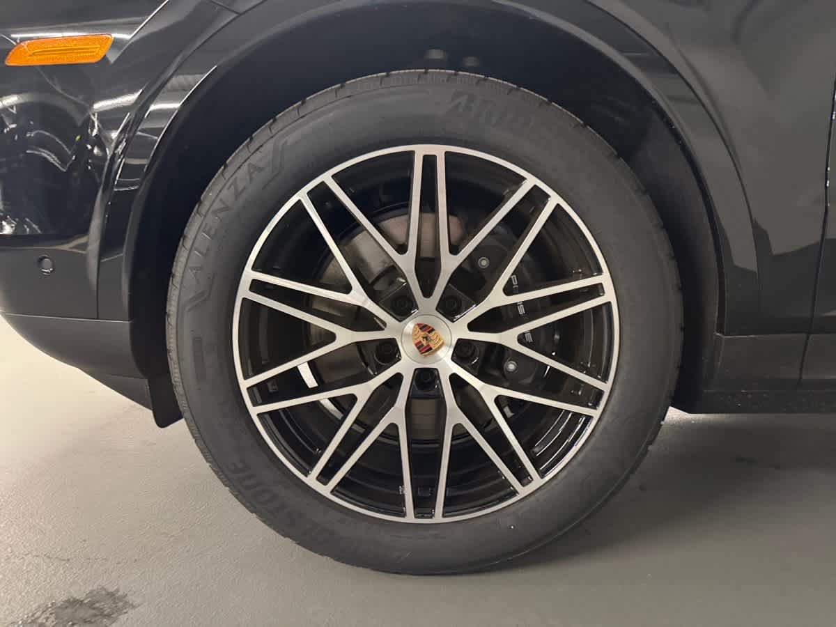 new 2026 Porsche Cayenne car