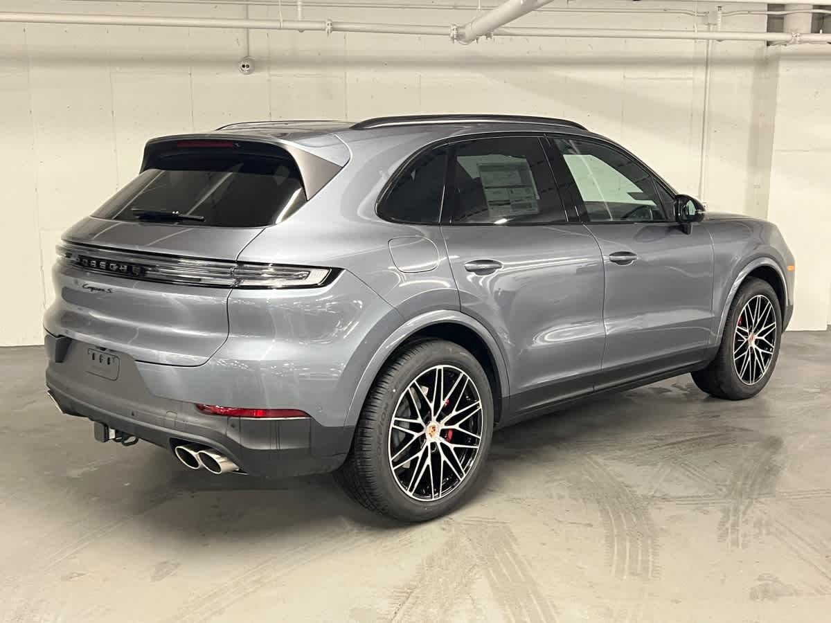 new 2026 Porsche Cayenne car