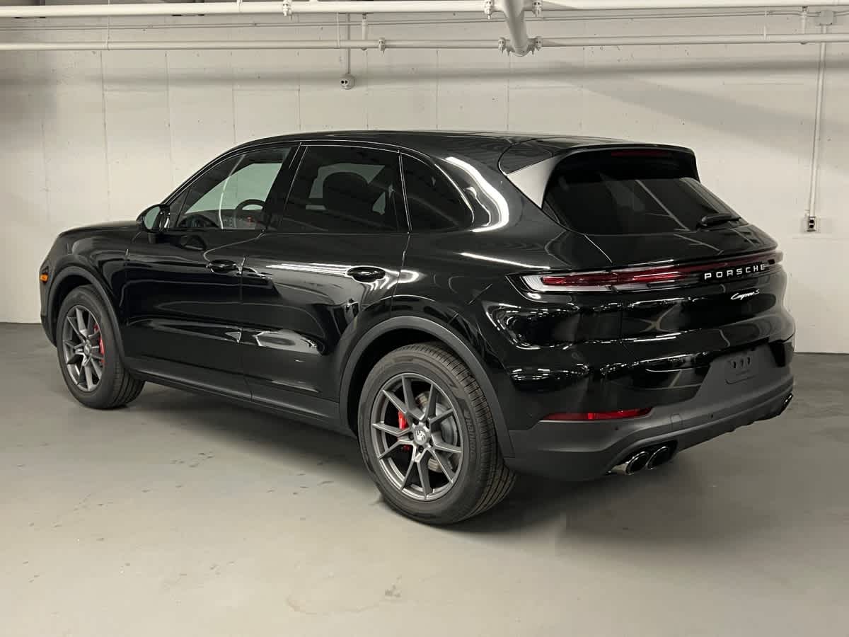 new 2026 Porsche Cayenne car