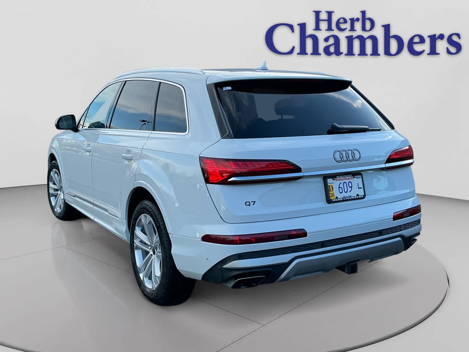 used 2025 Audi Q7 car, priced at $49,994
