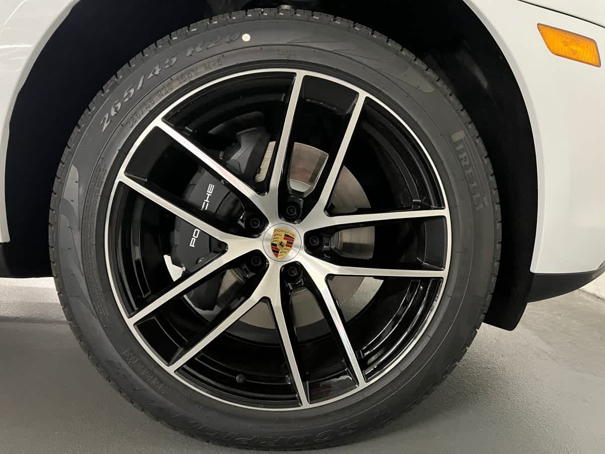 new 2026 Porsche Macan car