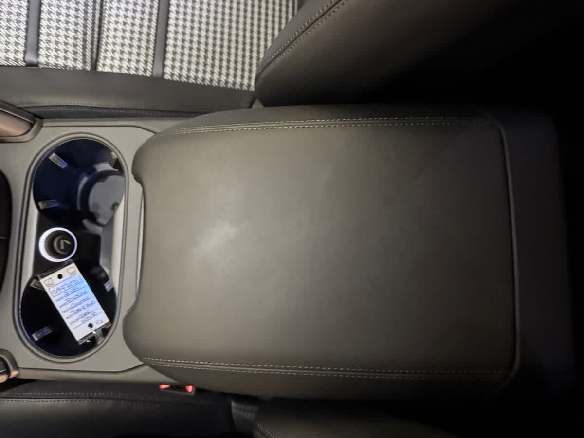 new 2025 Porsche Cayenne car