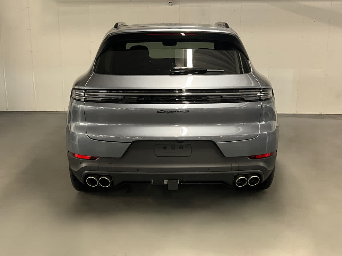 new 2026 Porsche Cayenne car