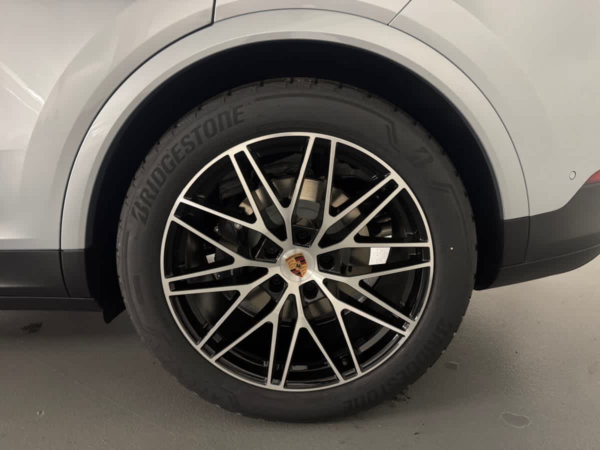 new 2026 Porsche Cayenne car