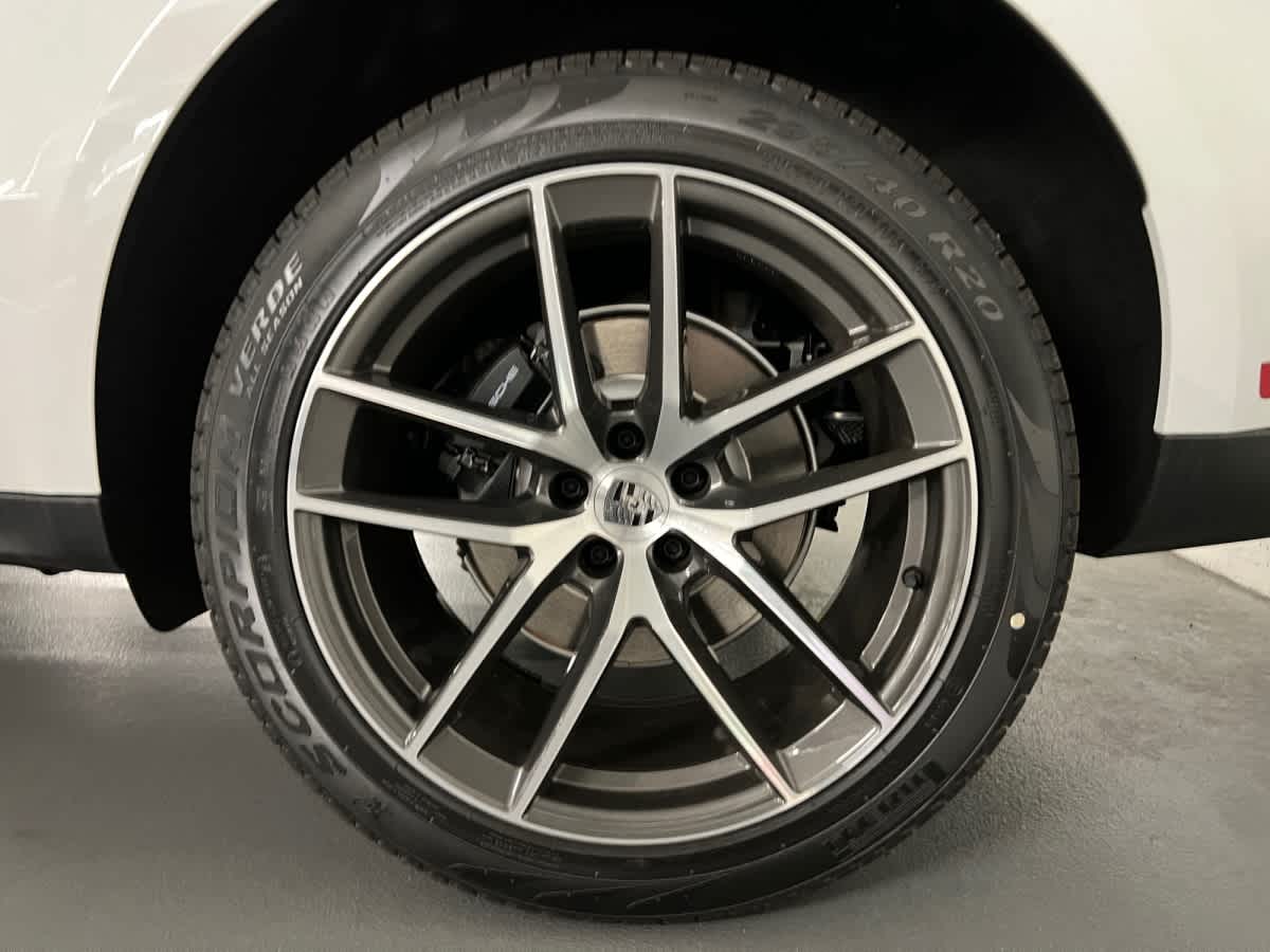 new 2026 Porsche Macan car
