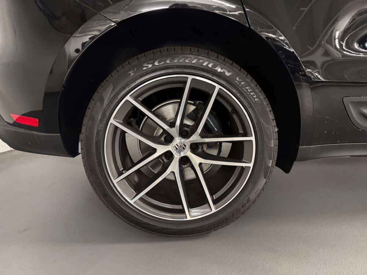 new 2026 Porsche Macan car