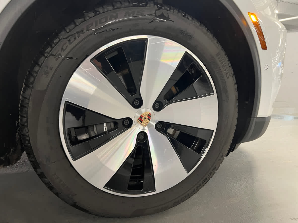 used 2025 Porsche Macan car, priced at $62,298