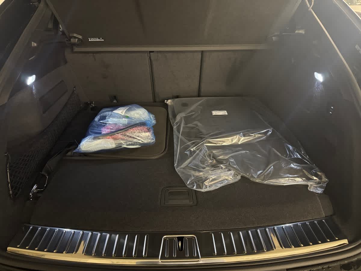 new 2026 Porsche Cayenne car