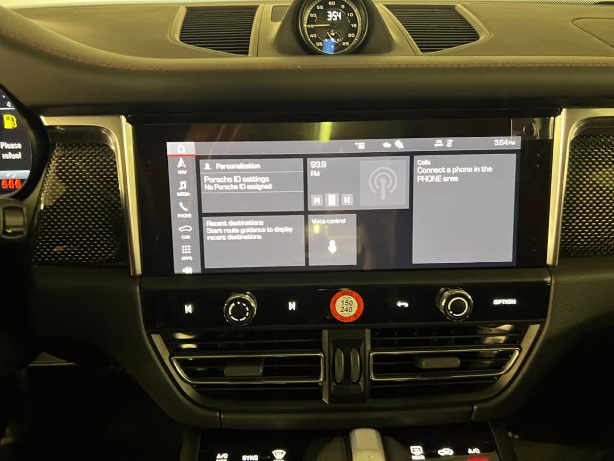 new 2026 Porsche Macan car