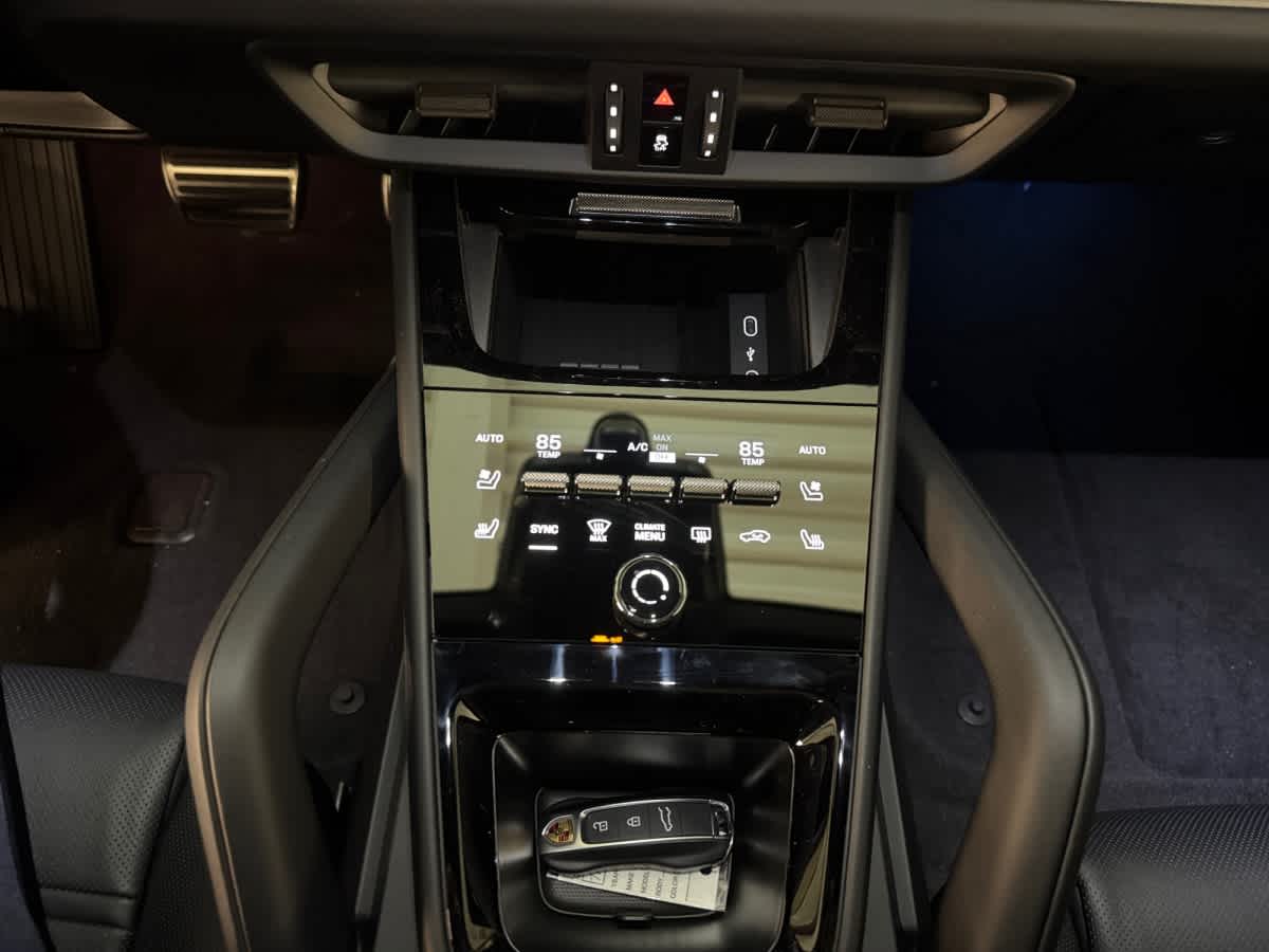 new 2026 Porsche Cayenne car