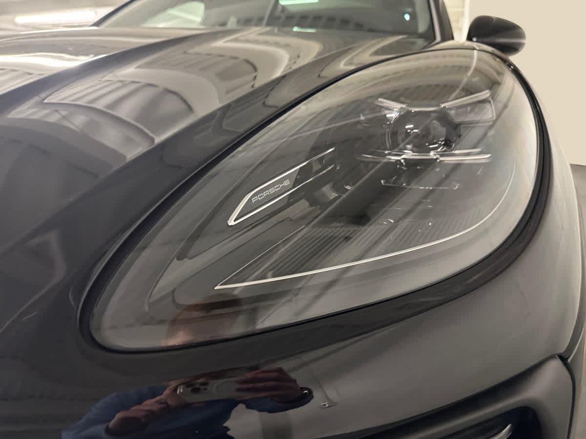 new 2026 Porsche Macan car