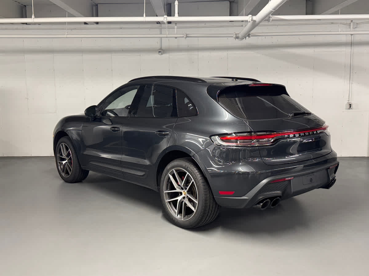 2024 Porsche Macan S photo 3