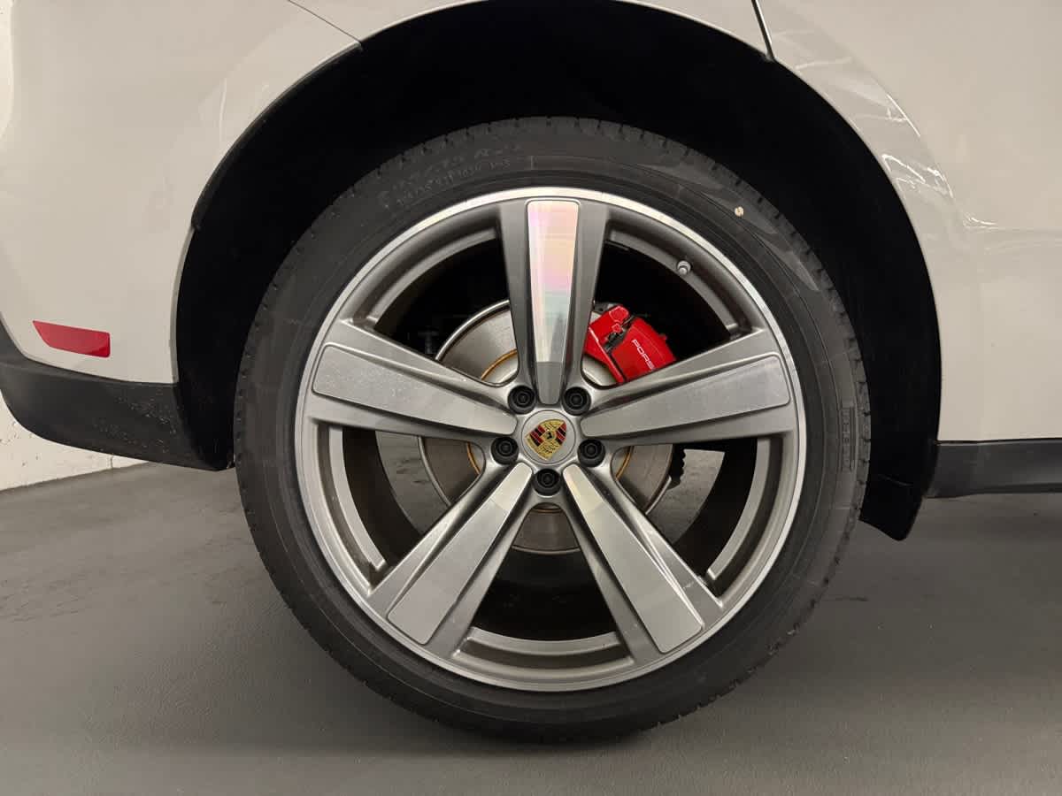 new 2026 Porsche Macan car