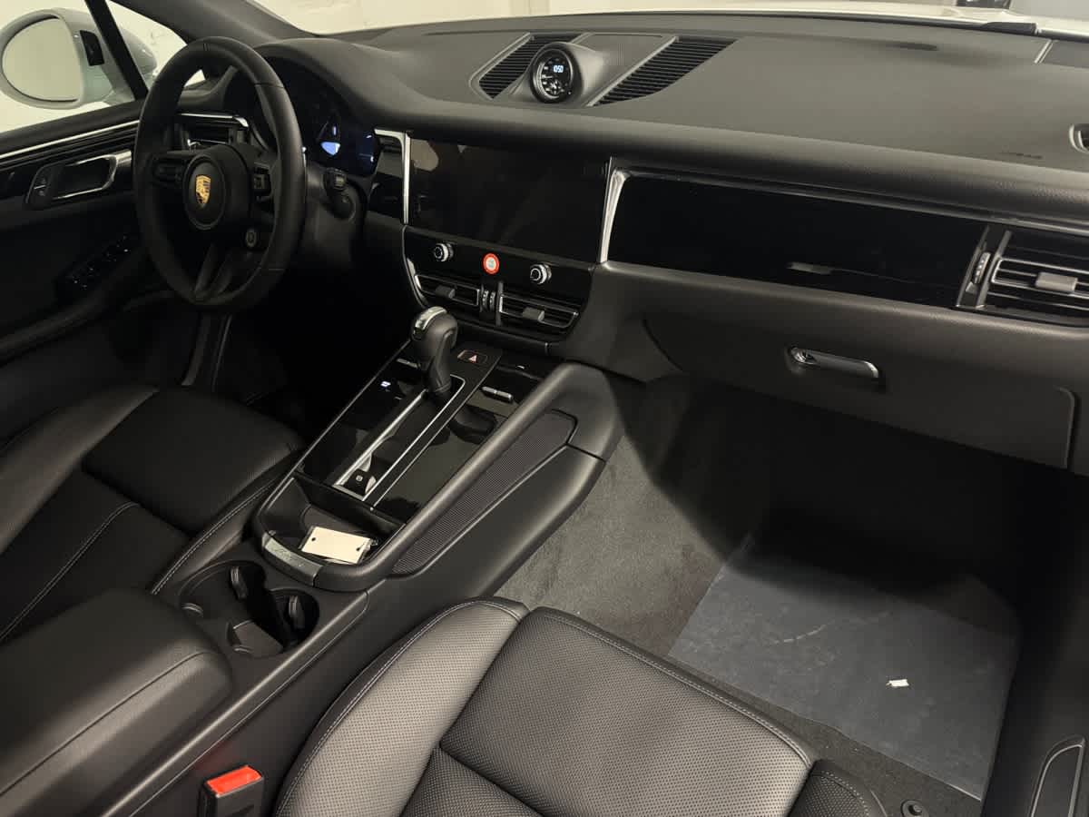 new 2026 Porsche Macan car
