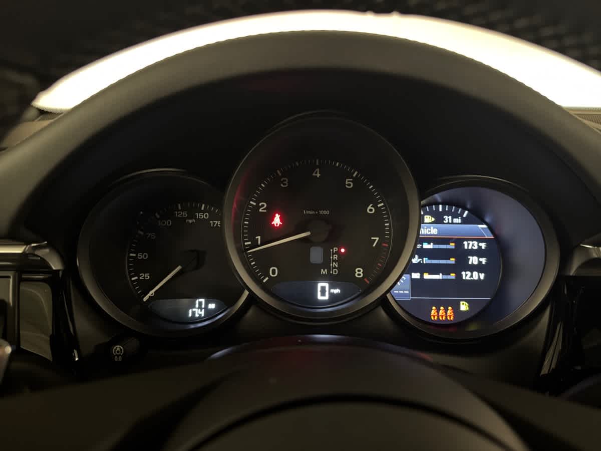 new 2026 Porsche Macan car