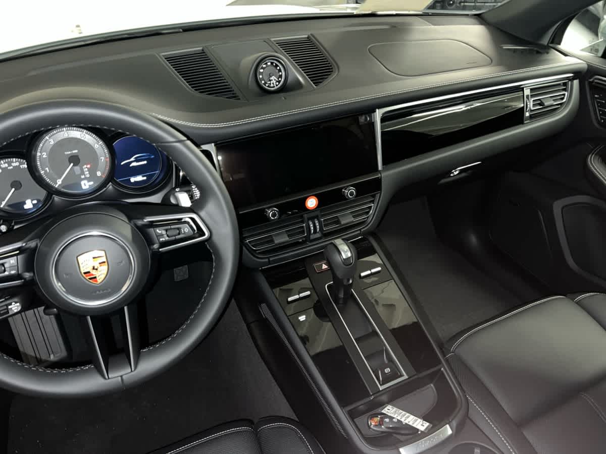 new 2026 Porsche Macan car