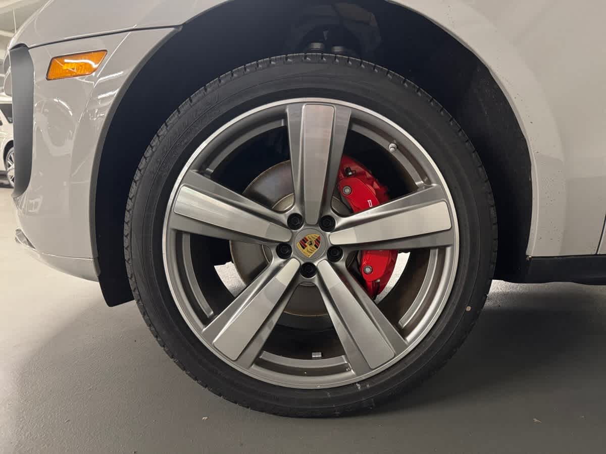 new 2026 Porsche Macan car
