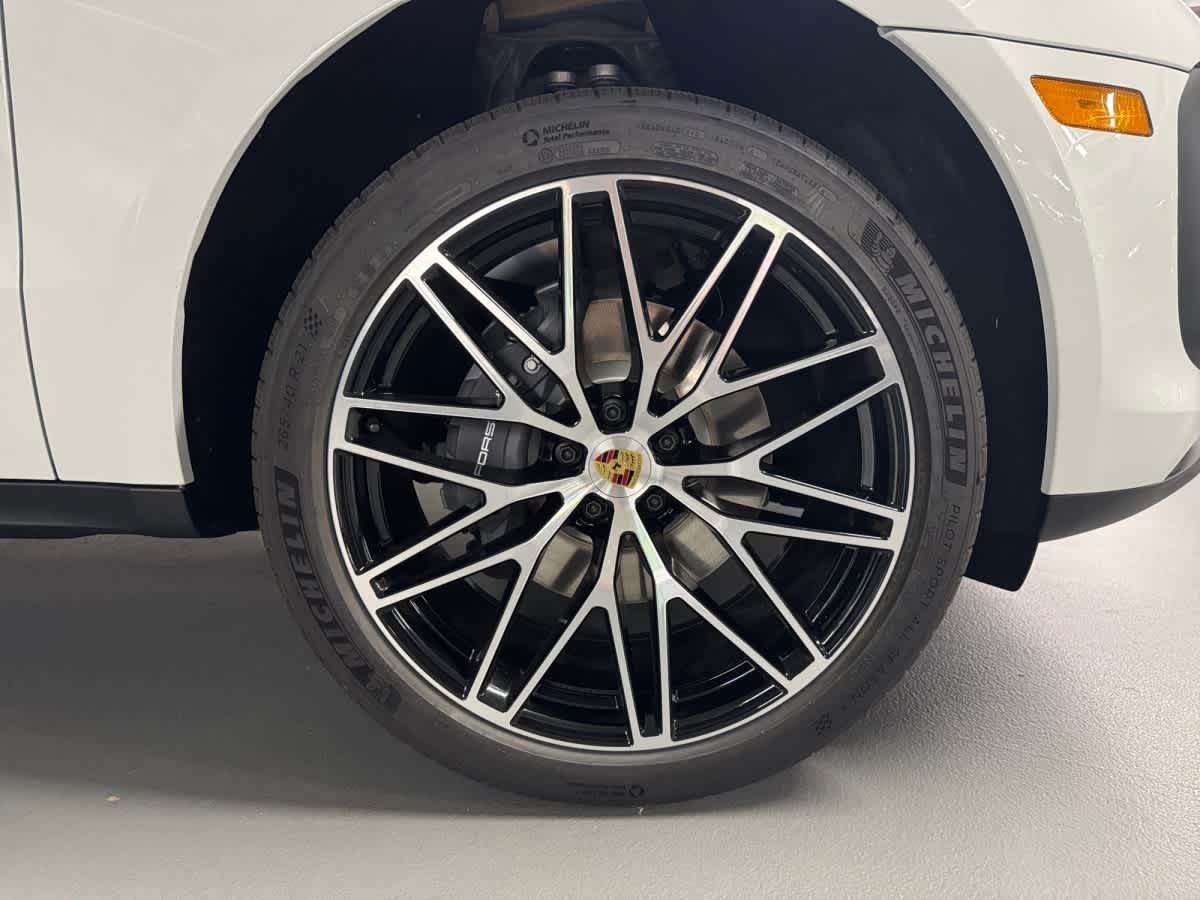 new 2026 Porsche Macan car