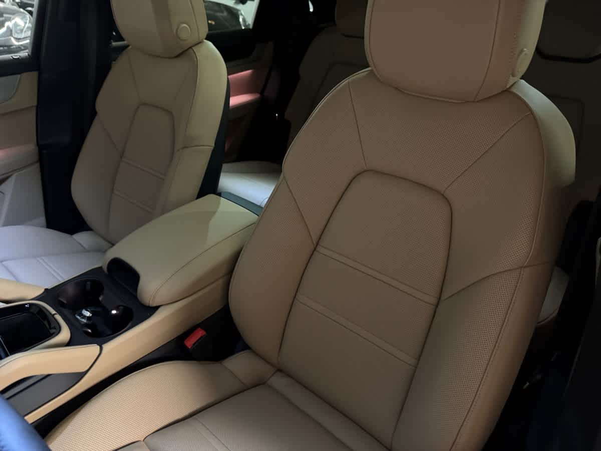 new 2026 Porsche Cayenne car