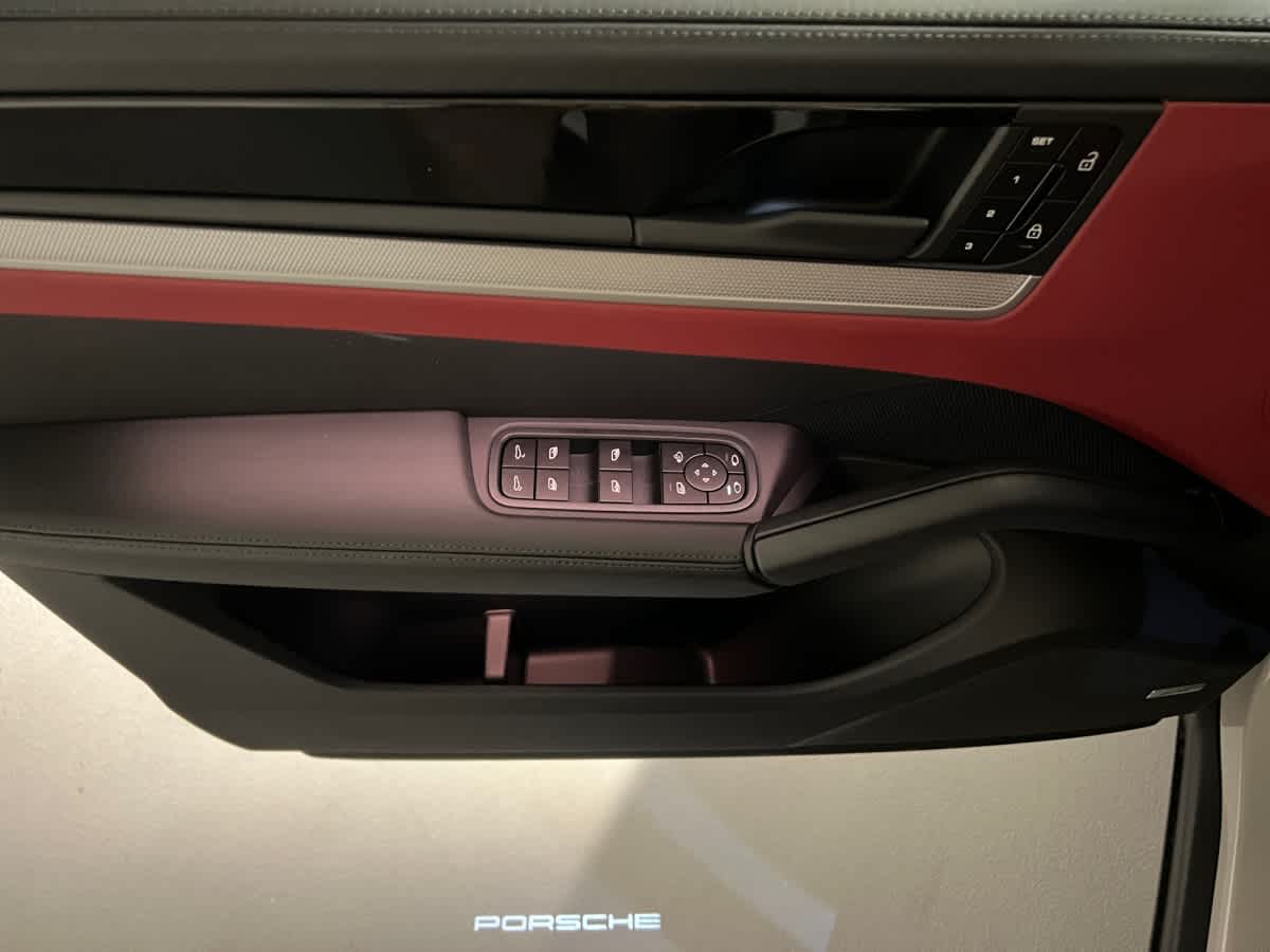 new 2026 Porsche Cayenne car